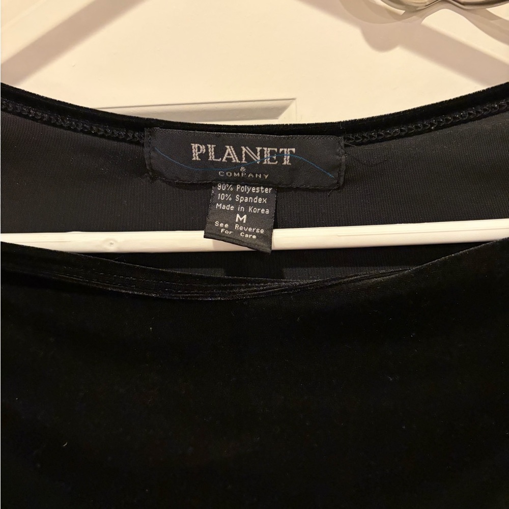 Women's Black Velvet Top, size Medium - Picture 2 of 4